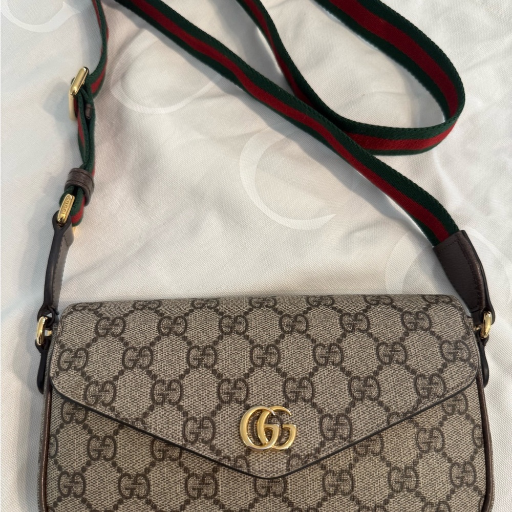 Gucci Monogram Beige and Brown Bag with Card Holder - Picture 5 of 14